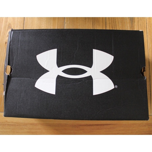 Men’s Under Armour Charged Assert 10 Sneakers Red Black Size 11 BNIB - Picture 9 of 10